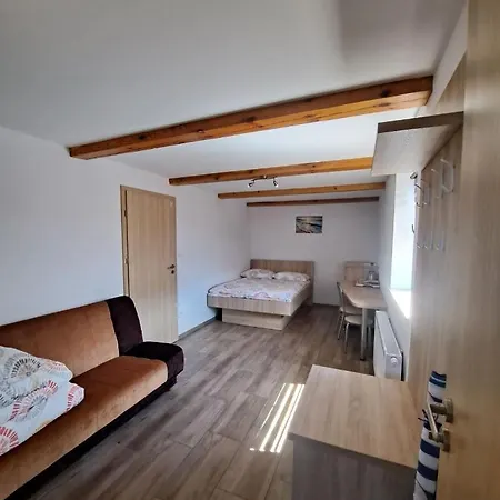 Hybryda 3*