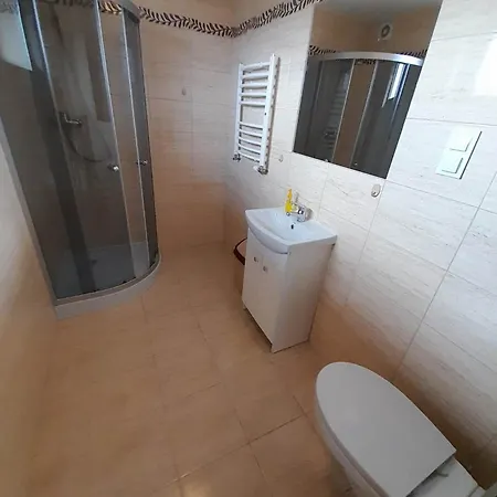 Hybryda بيت ضيافة 3*